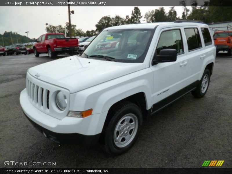 Bright White / Dark Slate Gray 2012 Jeep Patriot Sport 4x4