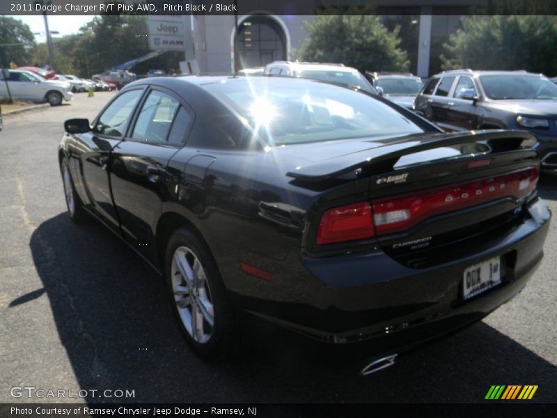 Pitch Black / Black 2011 Dodge Charger R/T Plus AWD