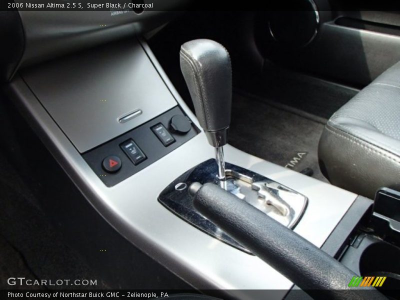 Super Black / Charcoal 2006 Nissan Altima 2.5 S