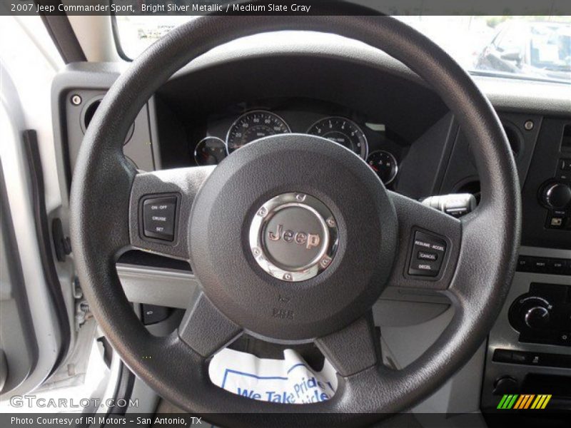 Bright Silver Metallic / Medium Slate Gray 2007 Jeep Commander Sport