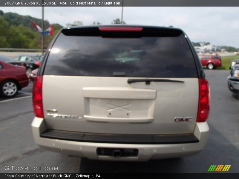 Gold Mist Metallic / Light Tan 2007 GMC Yukon XL 1500 SLT 4x4