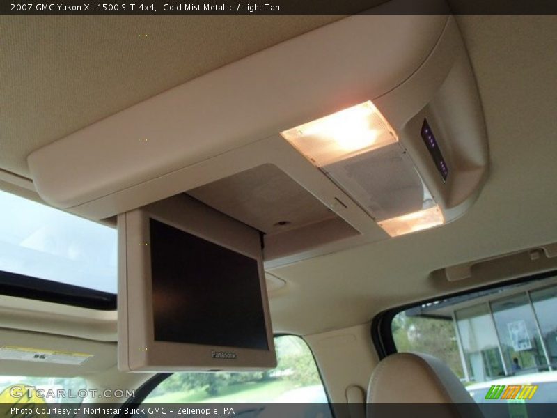 Gold Mist Metallic / Light Tan 2007 GMC Yukon XL 1500 SLT 4x4