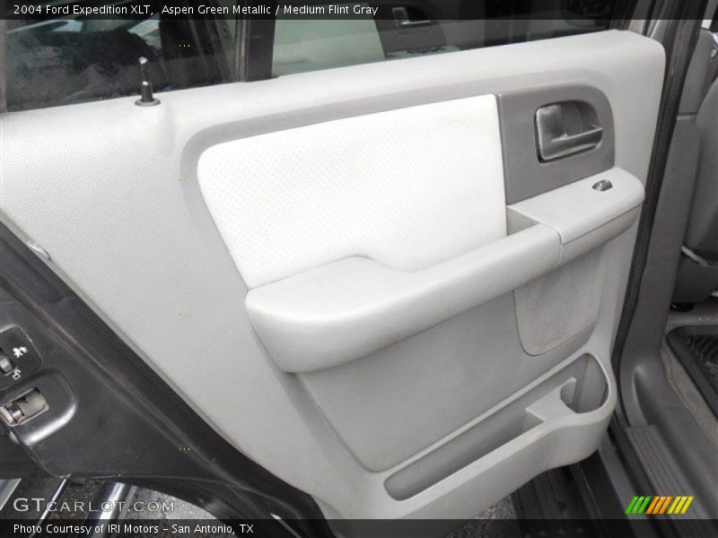 Aspen Green Metallic / Medium Flint Gray 2004 Ford Expedition XLT