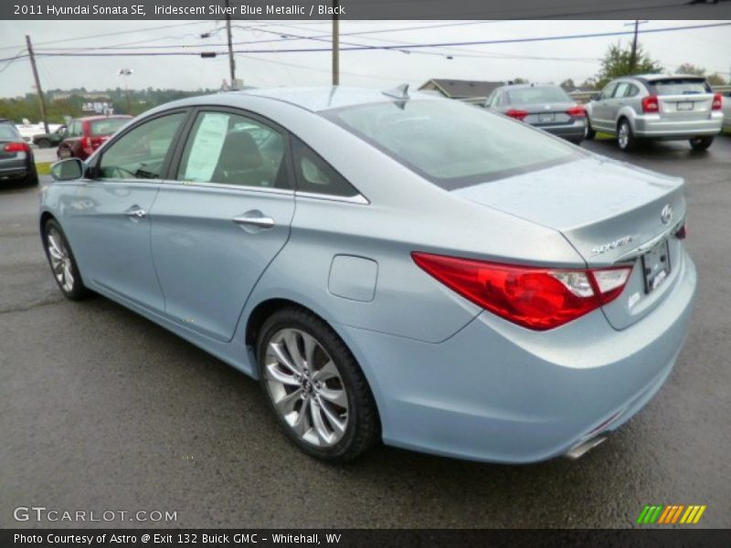 Iridescent Silver Blue Metallic / Black 2011 Hyundai Sonata SE