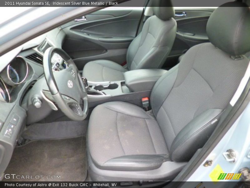 Iridescent Silver Blue Metallic / Black 2011 Hyundai Sonata SE