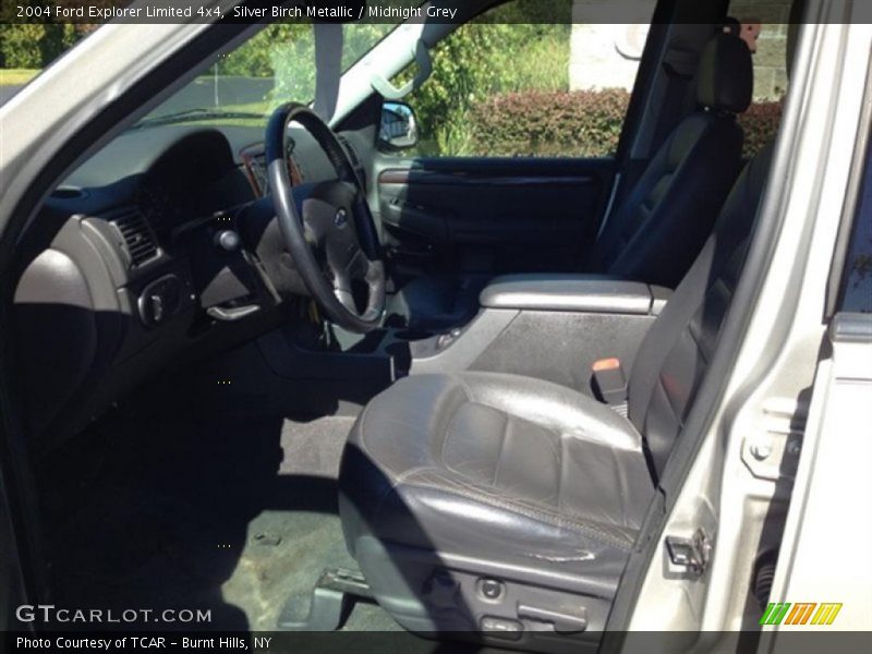 Silver Birch Metallic / Midnight Grey 2004 Ford Explorer Limited 4x4
