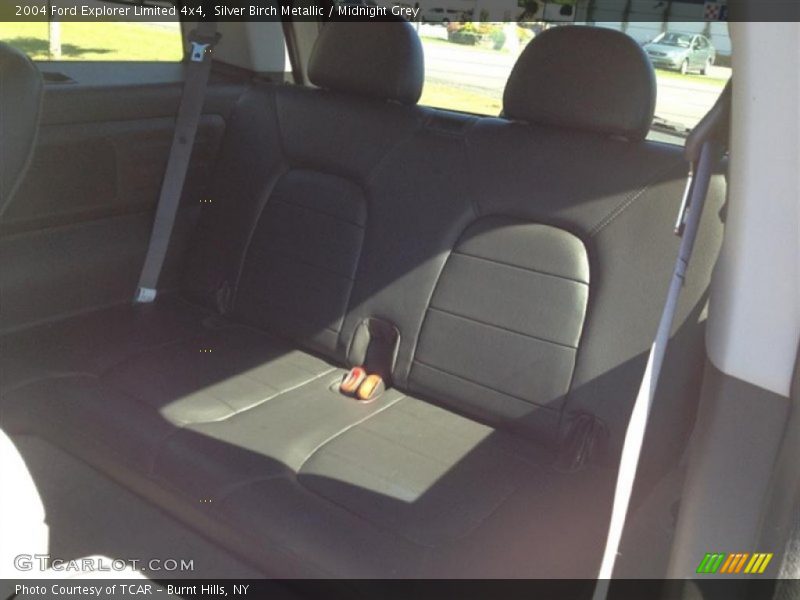 Silver Birch Metallic / Midnight Grey 2004 Ford Explorer Limited 4x4