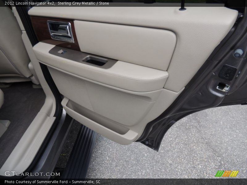 Sterling Grey Metallic / Stone 2012 Lincoln Navigator 4x2