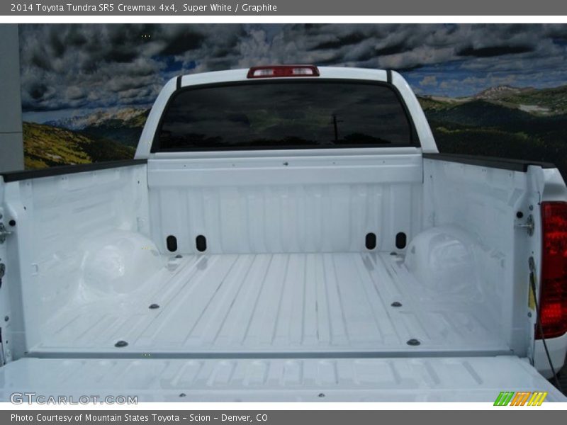 Super White / Graphite 2014 Toyota Tundra SR5 Crewmax 4x4