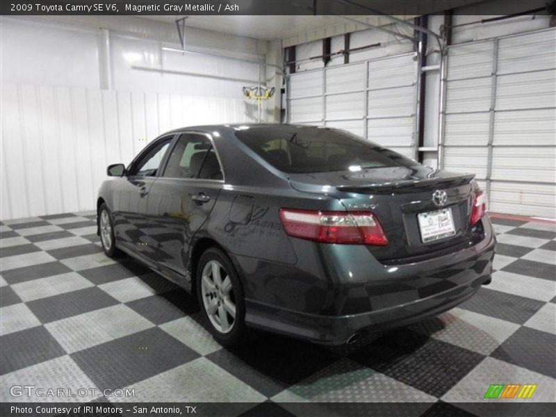 Magnetic Gray Metallic / Ash 2009 Toyota Camry SE V6
