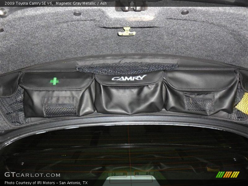 Magnetic Gray Metallic / Ash 2009 Toyota Camry SE V6