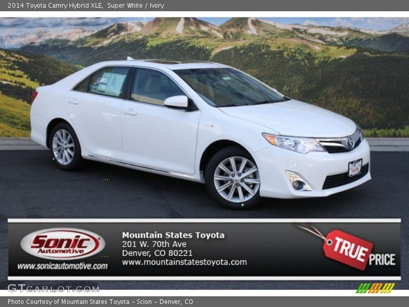 Super White / Ivory 2014 Toyota Camry Hybrid XLE