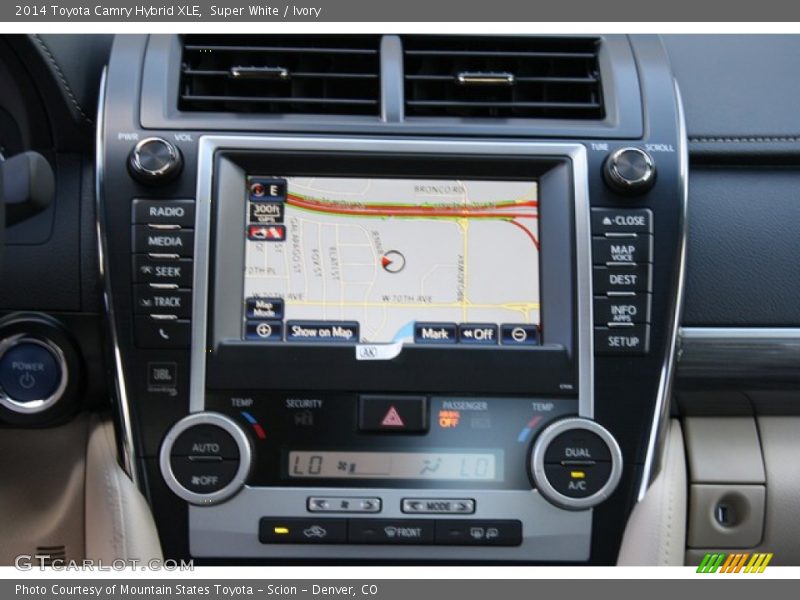 Super White / Ivory 2014 Toyota Camry Hybrid XLE