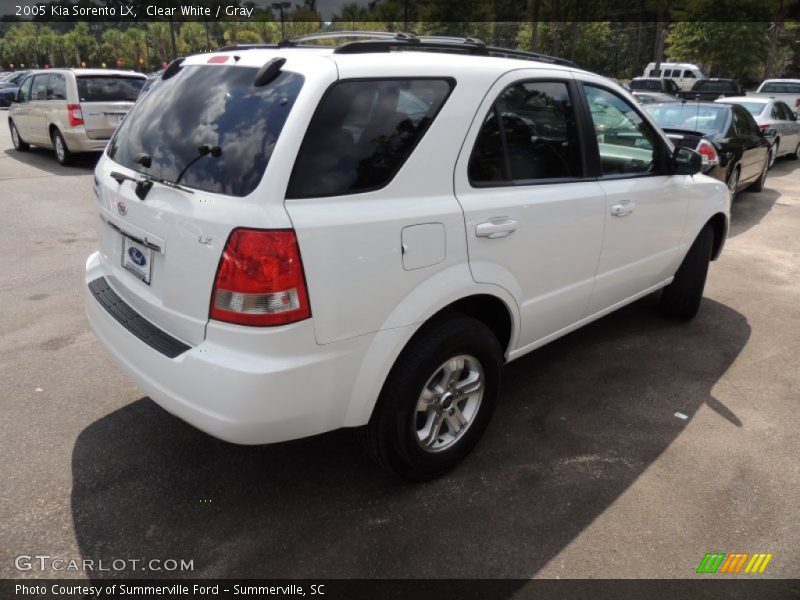 Clear White / Gray 2005 Kia Sorento LX