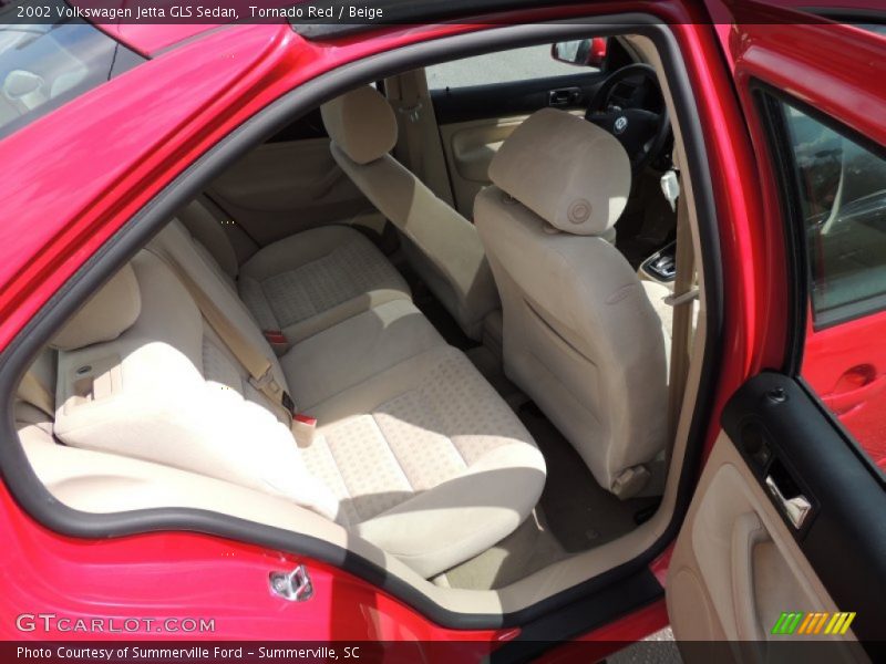 Tornado Red / Beige 2002 Volkswagen Jetta GLS Sedan