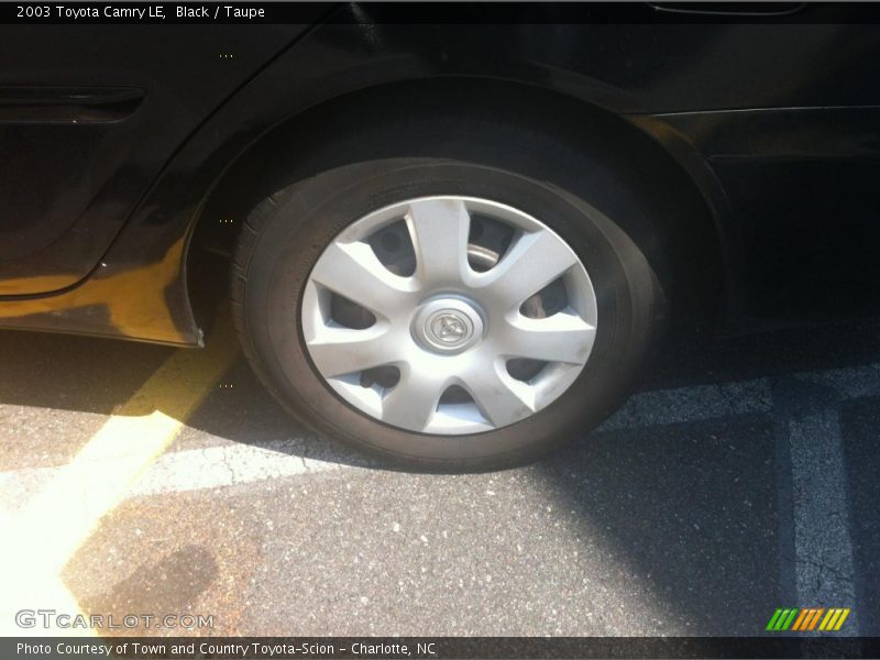 Black / Taupe 2003 Toyota Camry LE