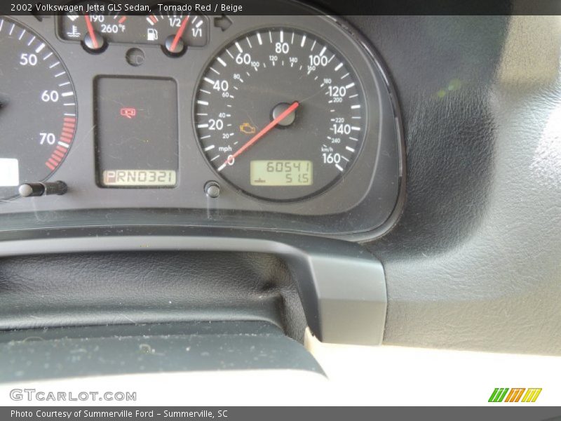 Tornado Red / Beige 2002 Volkswagen Jetta GLS Sedan