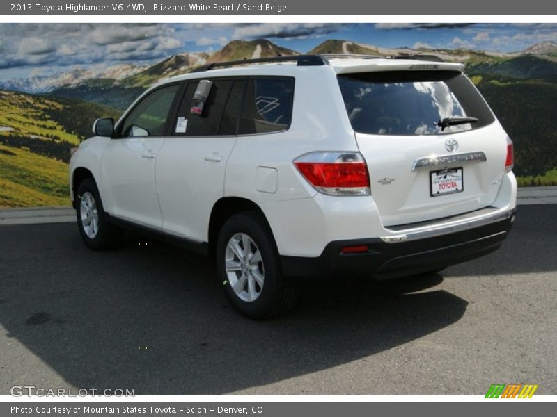 Blizzard White Pearl / Sand Beige 2013 Toyota Highlander V6 4WD