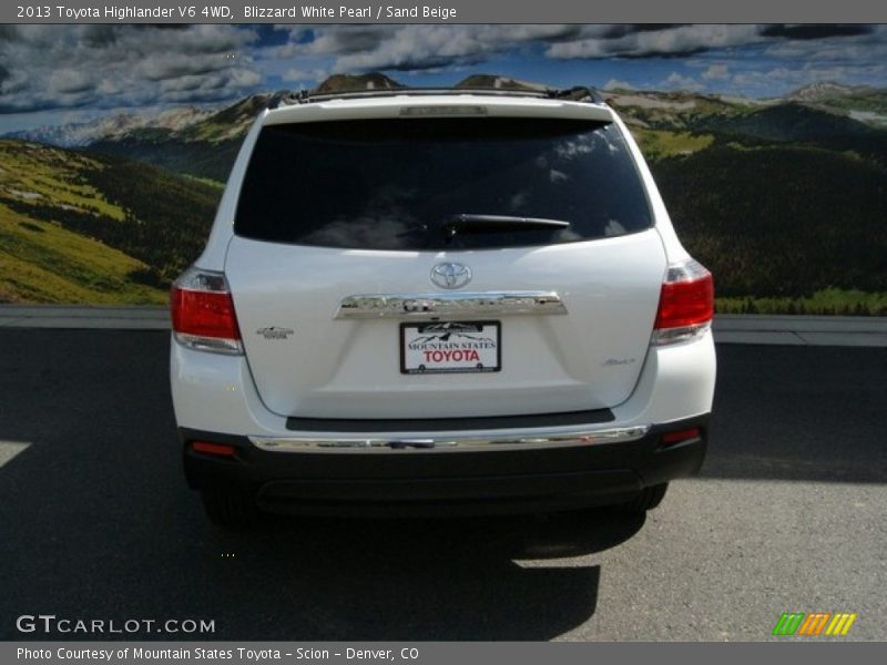 Blizzard White Pearl / Sand Beige 2013 Toyota Highlander V6 4WD