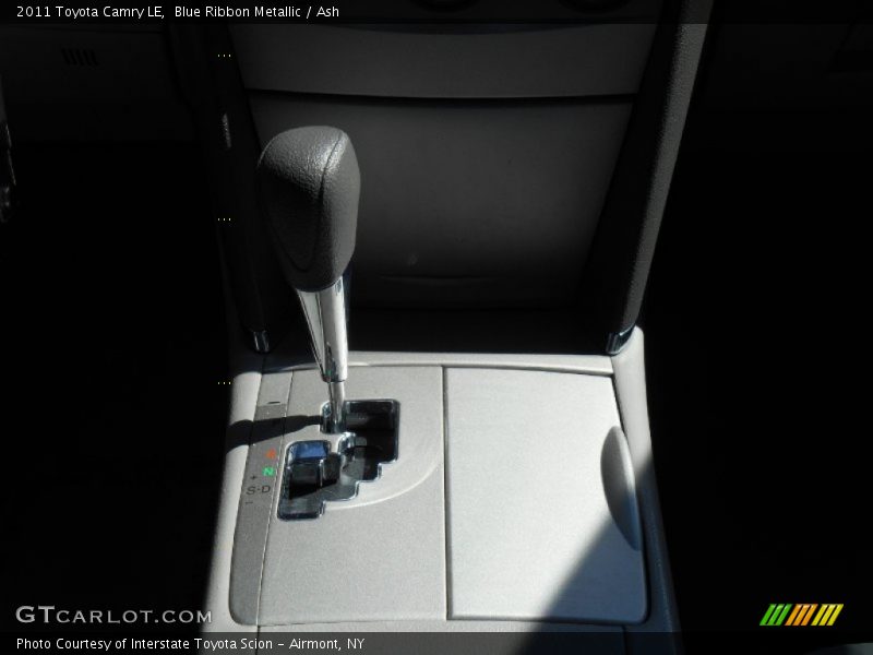 Blue Ribbon Metallic / Ash 2011 Toyota Camry LE