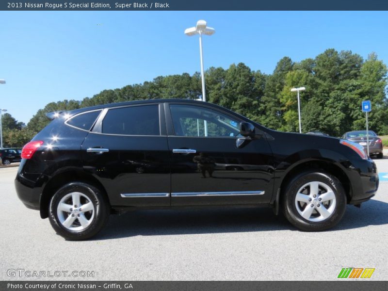 Super Black / Black 2013 Nissan Rogue S Special Edition