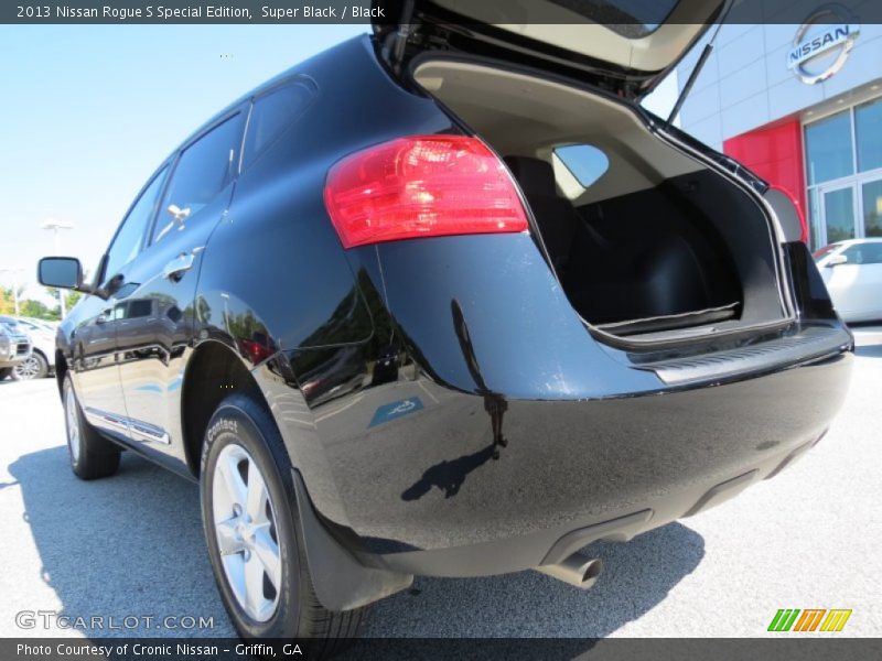 Super Black / Black 2013 Nissan Rogue S Special Edition