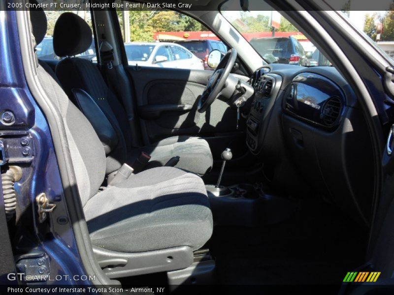 Midnight Blue Pearl / Dark Slate Gray 2005 Chrysler PT Cruiser