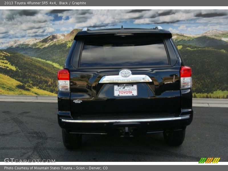 Black / Graphite 2013 Toyota 4Runner SR5 4x4