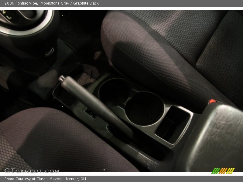 Moonstone Gray / Graphite Black 2006 Pontiac Vibe