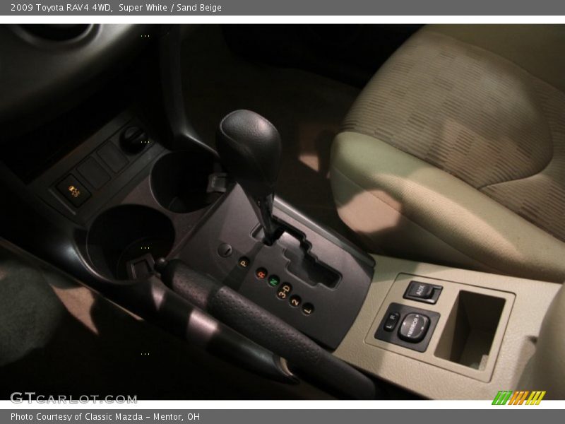Super White / Sand Beige 2009 Toyota RAV4 4WD