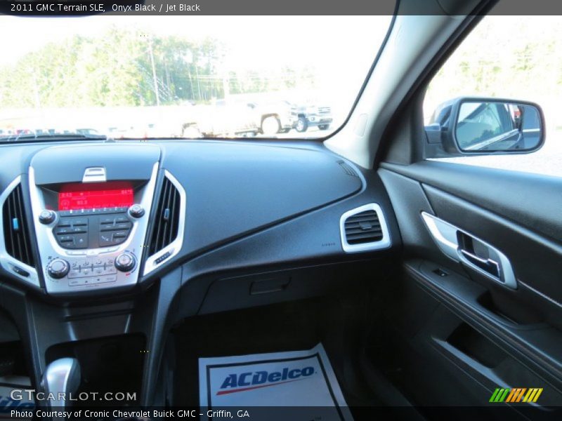 Onyx Black / Jet Black 2011 GMC Terrain SLE