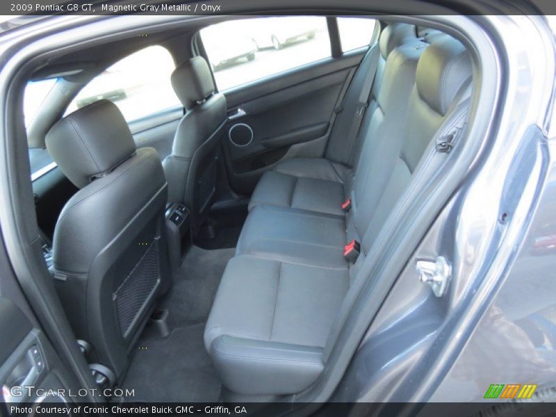 Magnetic Gray Metallic / Onyx 2009 Pontiac G8 GT