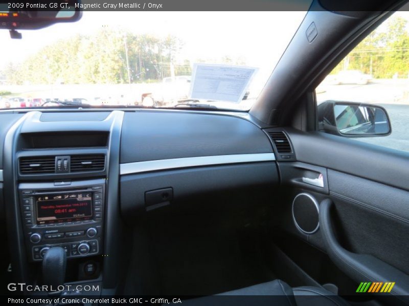 Magnetic Gray Metallic / Onyx 2009 Pontiac G8 GT