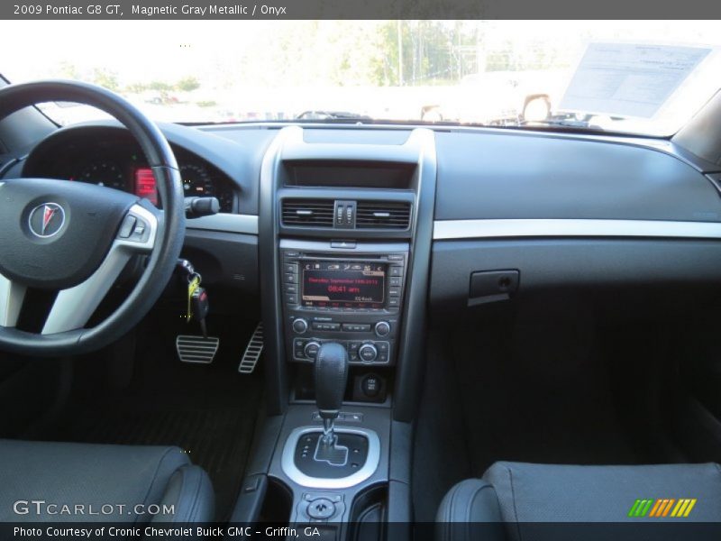 Magnetic Gray Metallic / Onyx 2009 Pontiac G8 GT