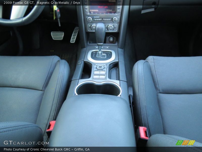 Magnetic Gray Metallic / Onyx 2009 Pontiac G8 GT
