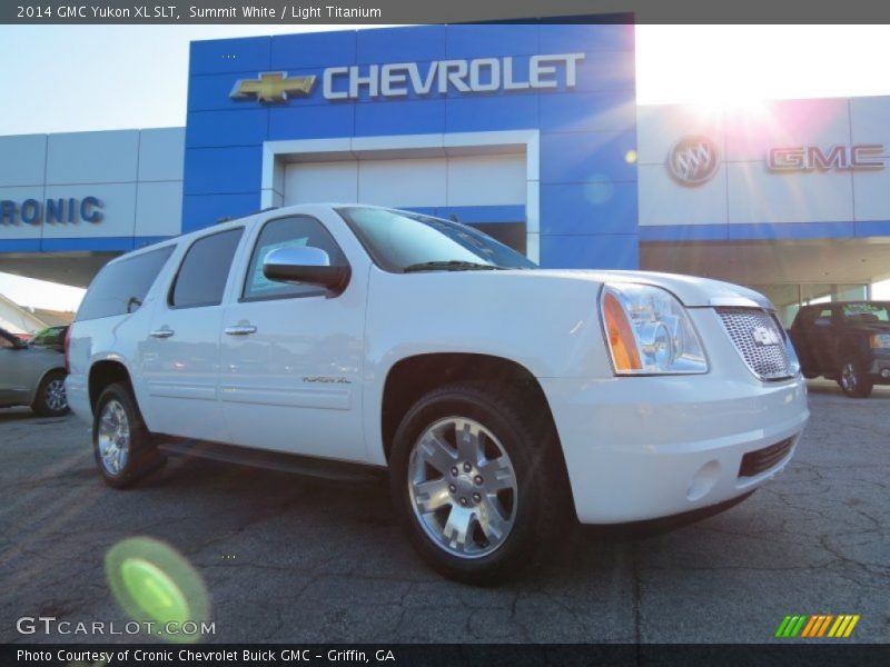 Summit White / Light Titanium 2014 GMC Yukon XL SLT