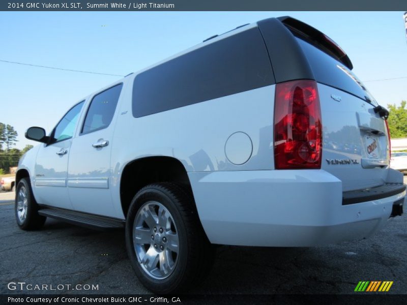 Summit White / Light Titanium 2014 GMC Yukon XL SLT