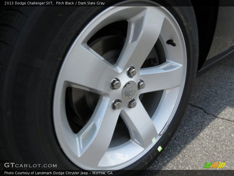 Pitch Black / Dark Slate Gray 2013 Dodge Challenger SXT