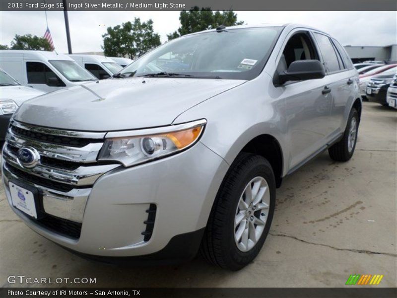 Ingot Silver Metallic / Medium Light Stone 2013 Ford Edge SE
