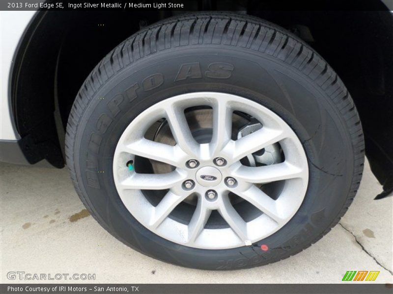 Ingot Silver Metallic / Medium Light Stone 2013 Ford Edge SE