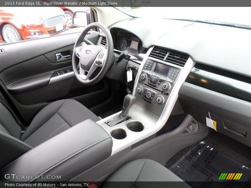 Ingot Silver Metallic / Medium Light Stone 2013 Ford Edge SE