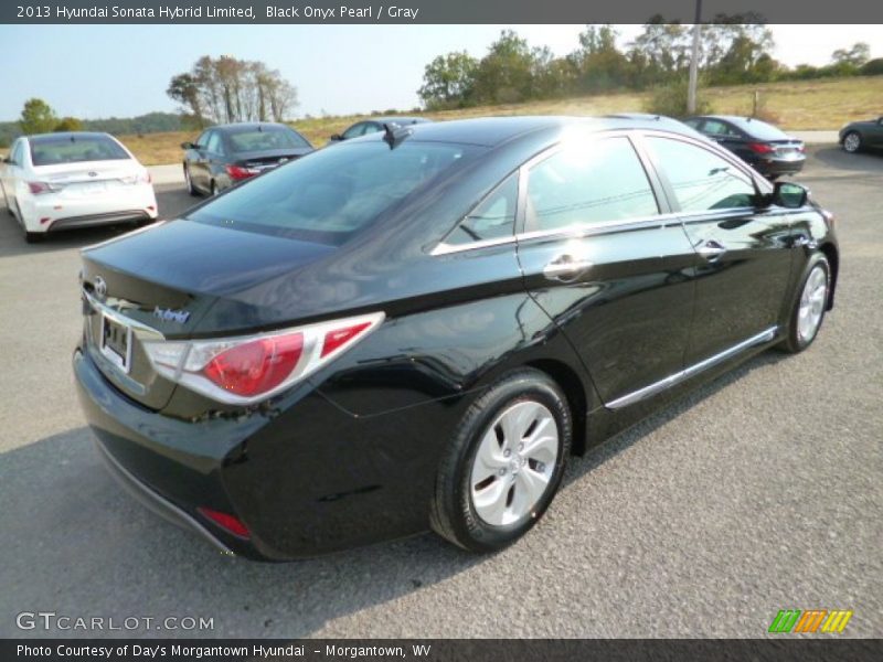 Black Onyx Pearl / Gray 2013 Hyundai Sonata Hybrid Limited