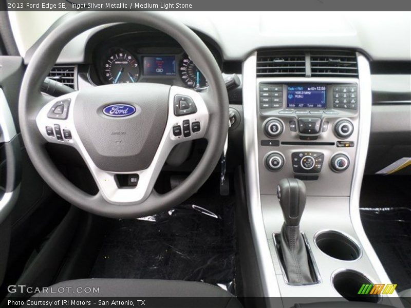 Ingot Silver Metallic / Medium Light Stone 2013 Ford Edge SE