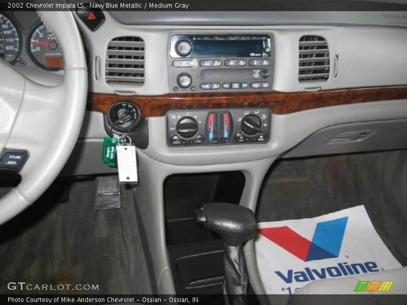 Navy Blue Metallic / Medium Gray 2002 Chevrolet Impala LS