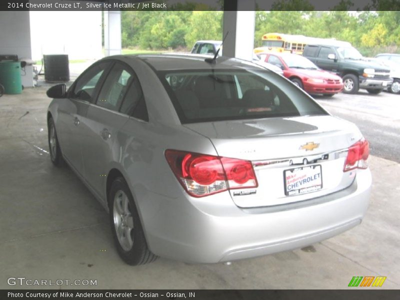 Silver Ice Metallic / Jet Black 2014 Chevrolet Cruze LT