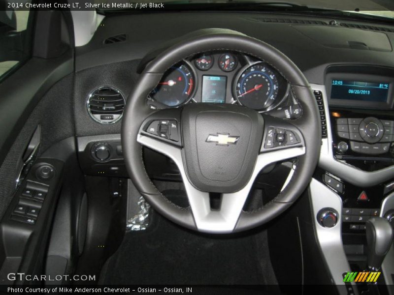Silver Ice Metallic / Jet Black 2014 Chevrolet Cruze LT