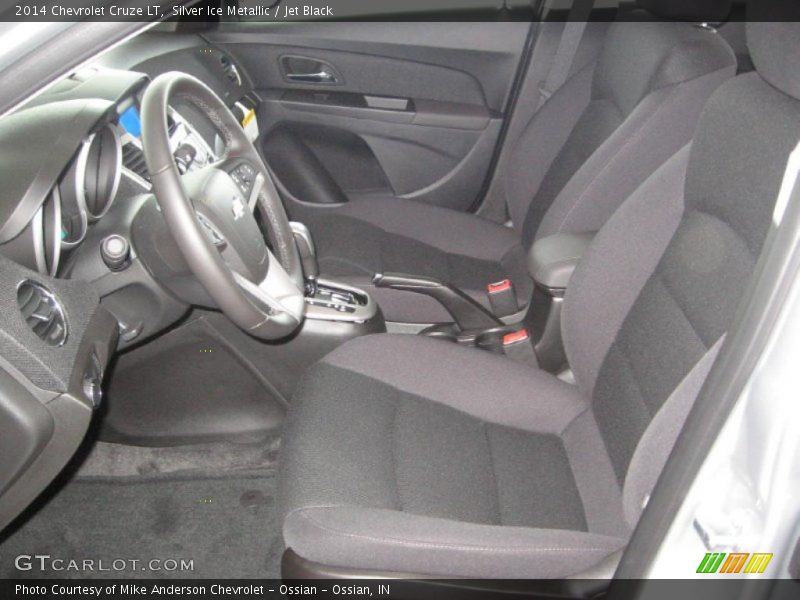 Silver Ice Metallic / Jet Black 2014 Chevrolet Cruze LT