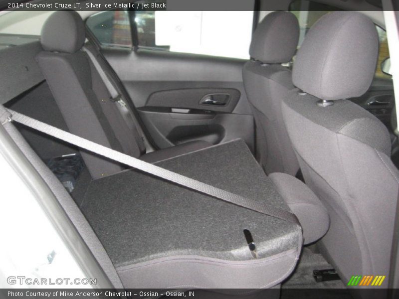 Silver Ice Metallic / Jet Black 2014 Chevrolet Cruze LT