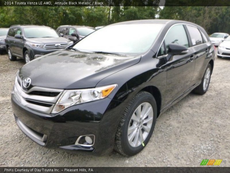 Front 3/4 View of 2014 Venza LE AWD