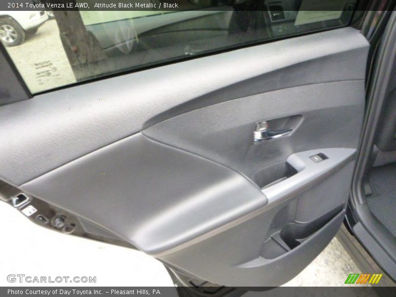 Attitude Black Metallic / Black 2014 Toyota Venza LE AWD